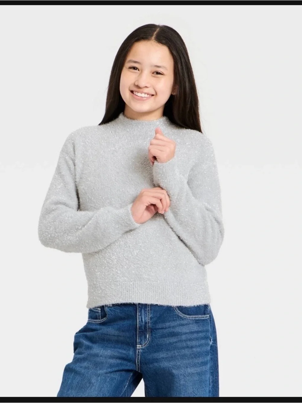 Girl’s Mock neck Sweater in Light Gray size Large